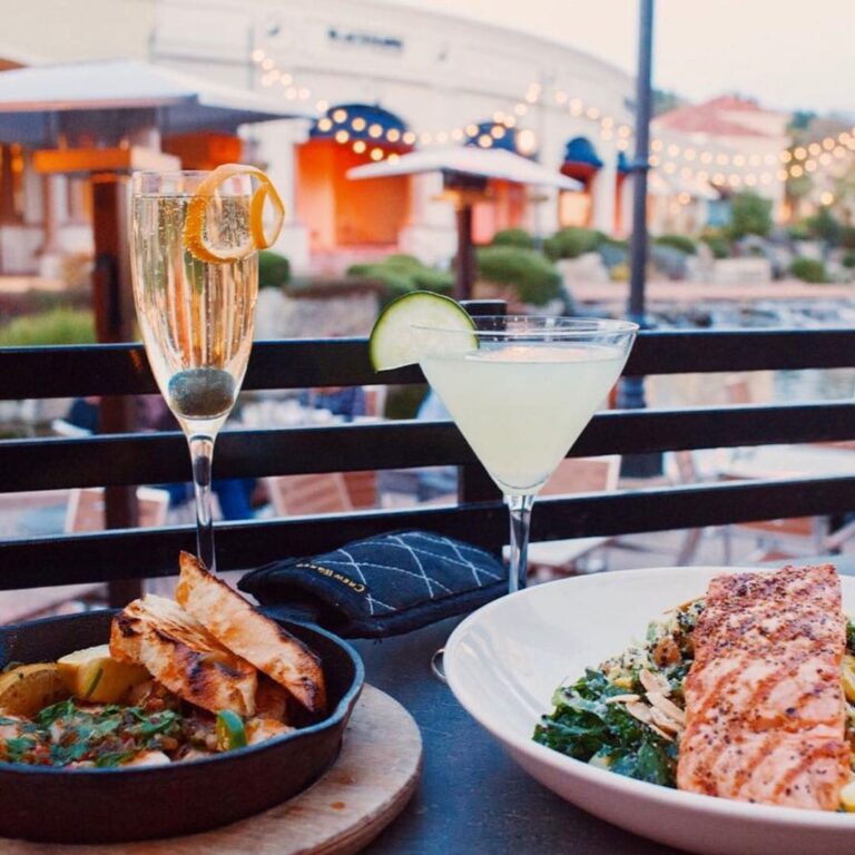 OutdoorDining.jpg