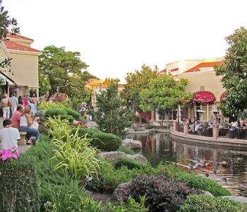 Blackhawk Plaza in Danville, CA